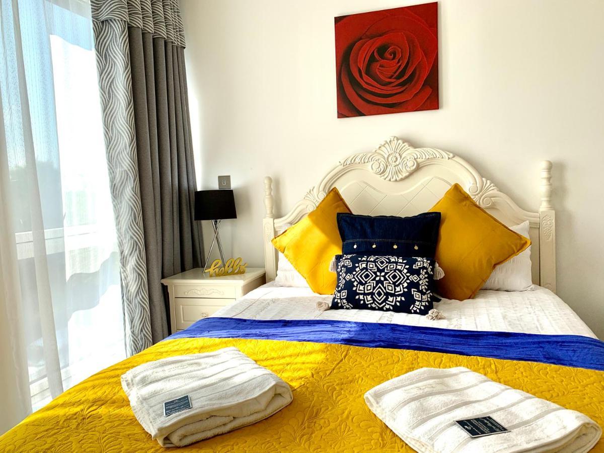 2-Bedrooms Modern Apartment Next To Velodrome, Lounge, Balcony, Parking, Abba Лондон Экстерьер фото