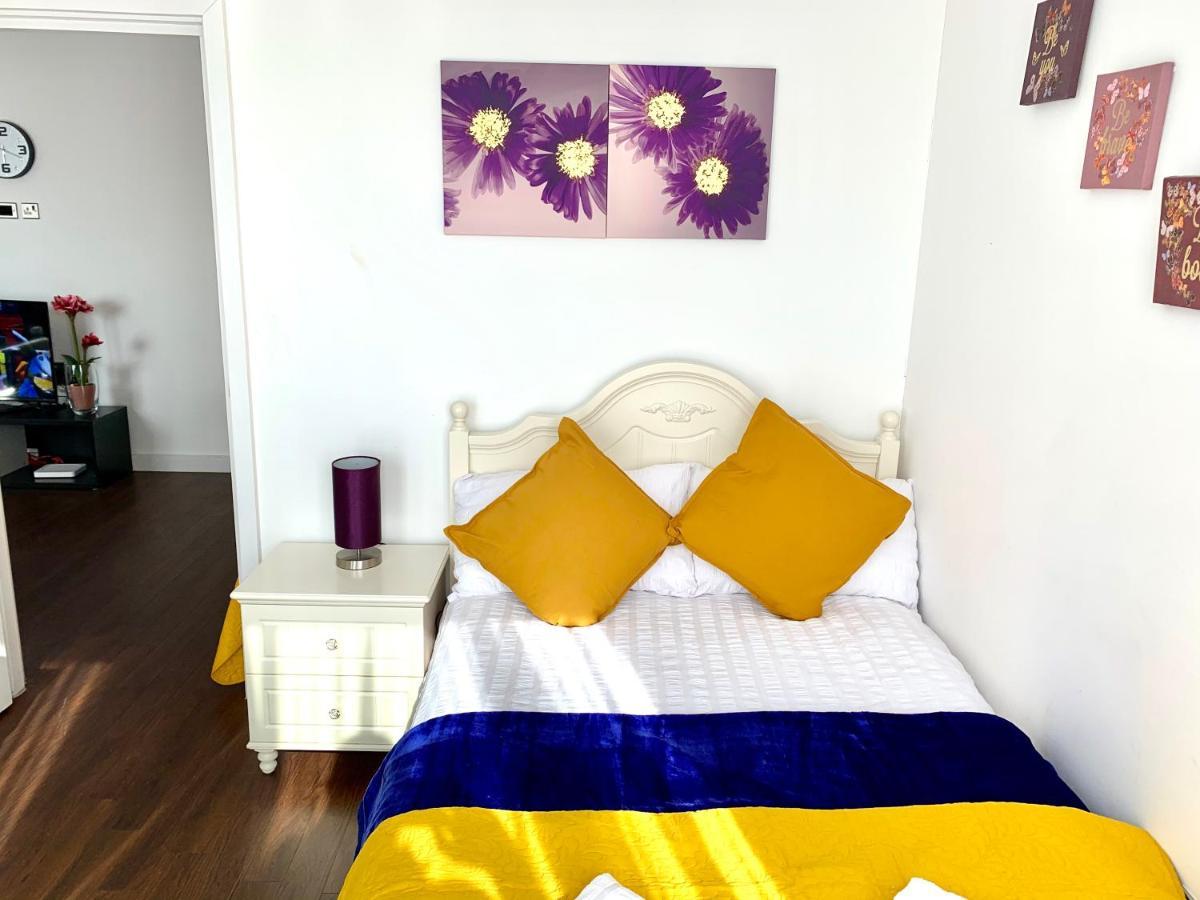 2-Bedrooms Modern Apartment Next To Velodrome, Lounge, Balcony, Parking, Abba Лондон Экстерьер фото