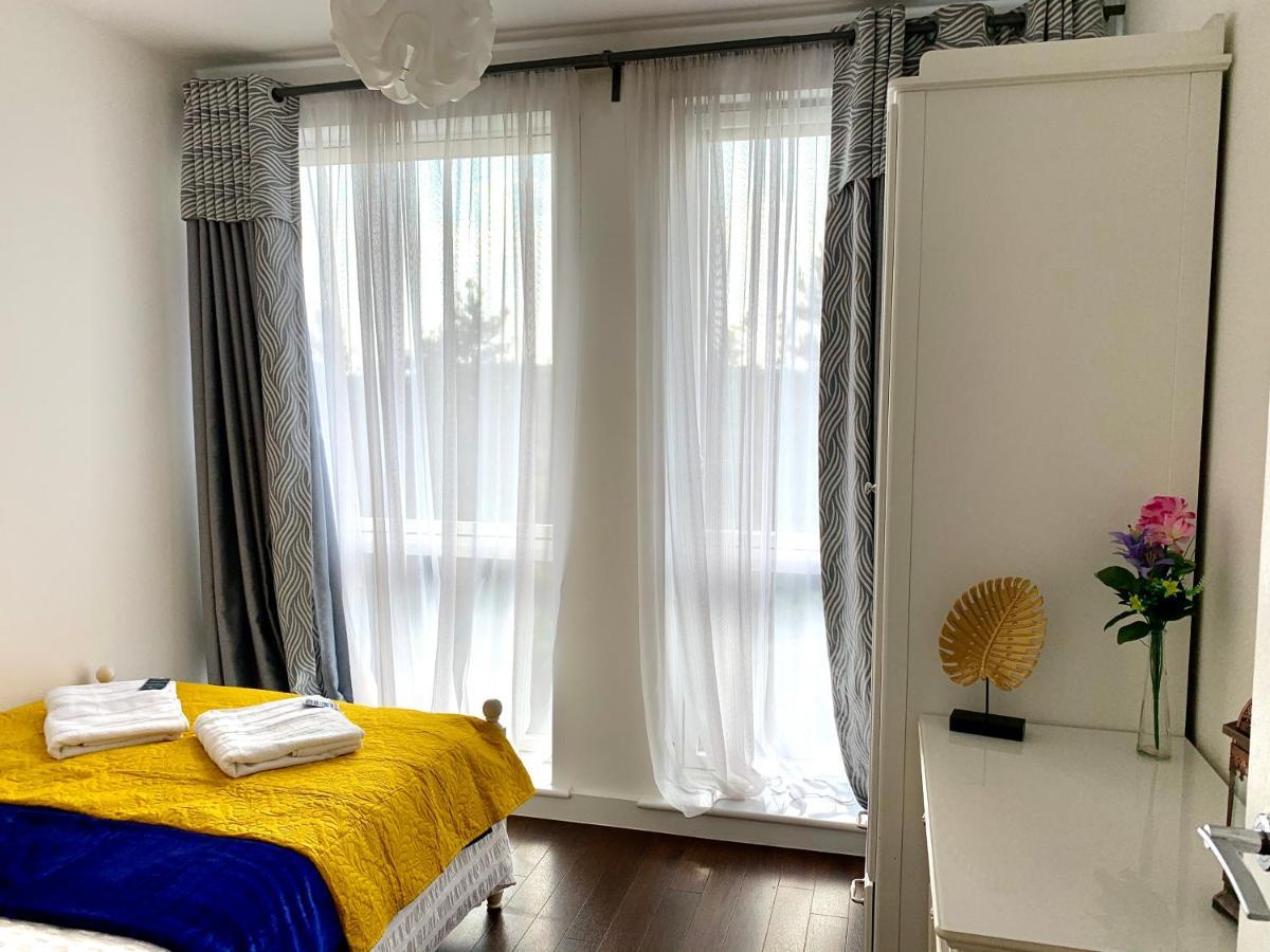 2-Bedrooms Modern Apartment Next To Velodrome, Lounge, Balcony, Parking, Abba Лондон Экстерьер фото