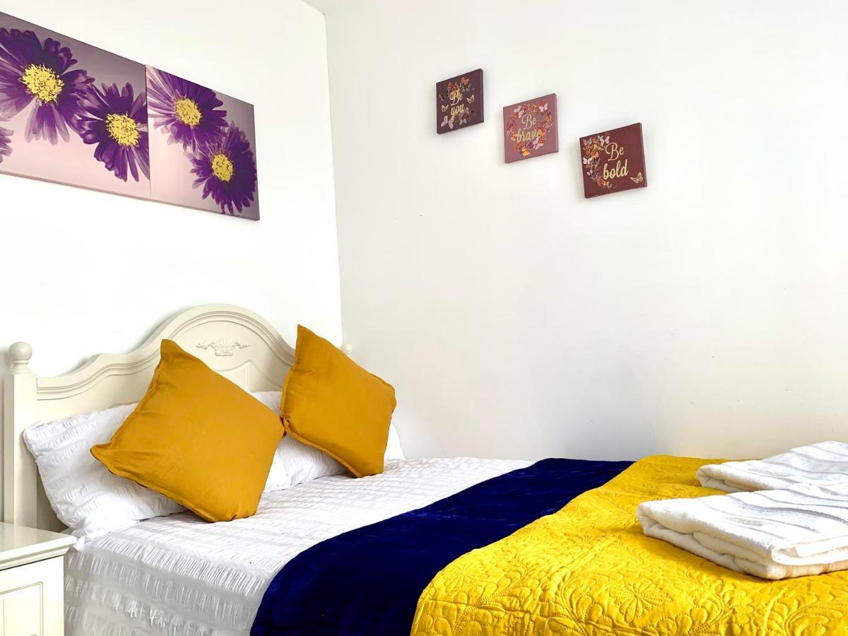 2-Bedrooms Modern Apartment Next To Velodrome, Lounge, Balcony, Parking, Abba Лондон Экстерьер фото