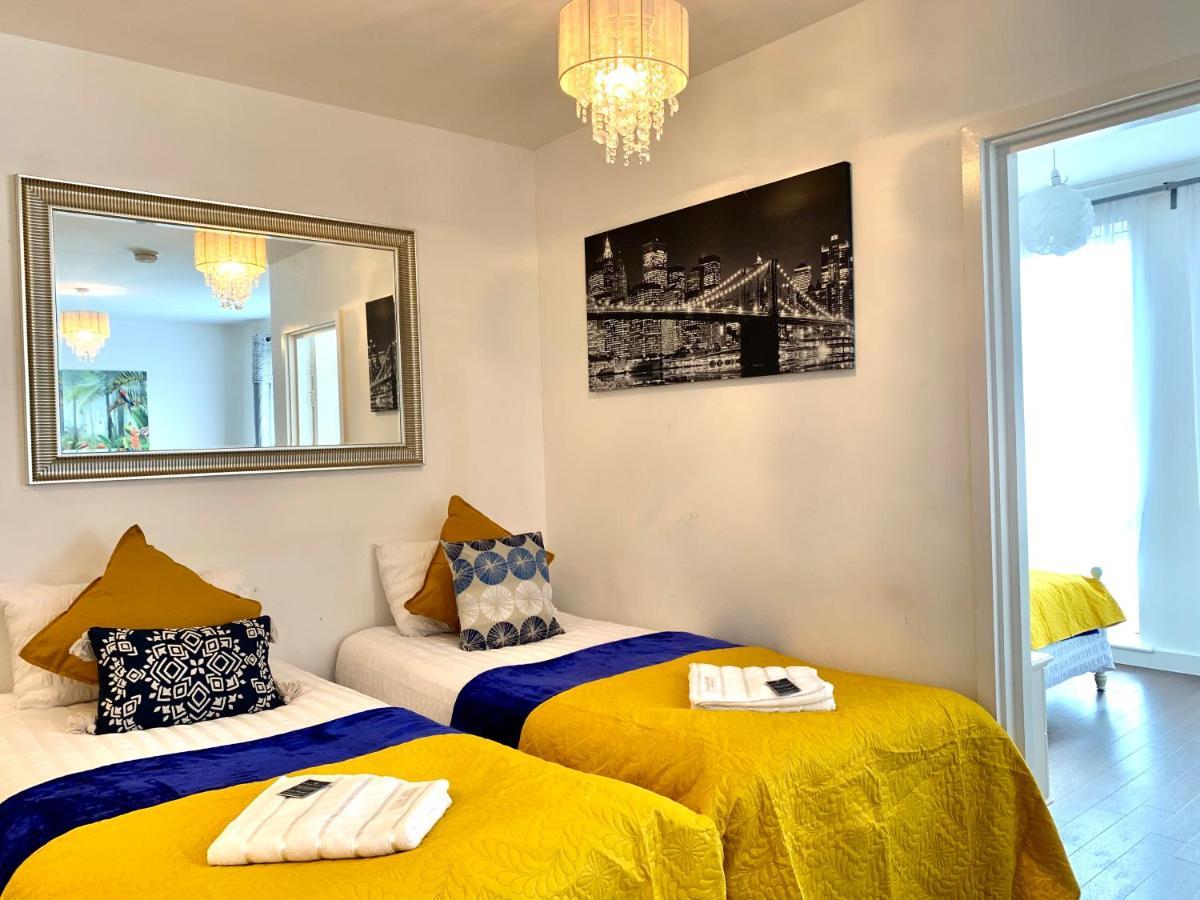 2-Bedrooms Modern Apartment Next To Velodrome, Lounge, Balcony, Parking, Abba Лондон Экстерьер фото