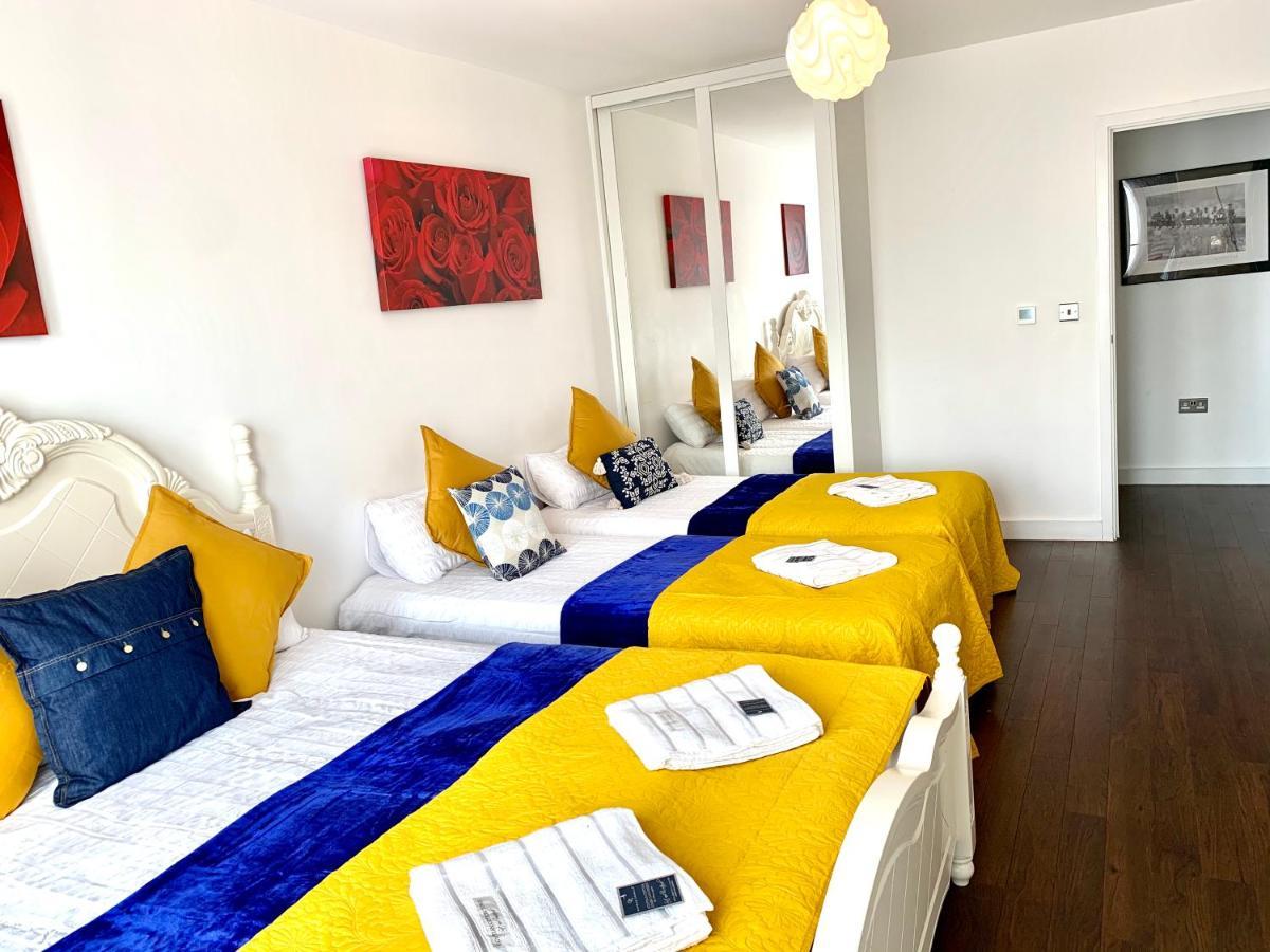 2-Bedrooms Modern Apartment Next To Velodrome, Lounge, Balcony, Parking, Abba Лондон Экстерьер фото