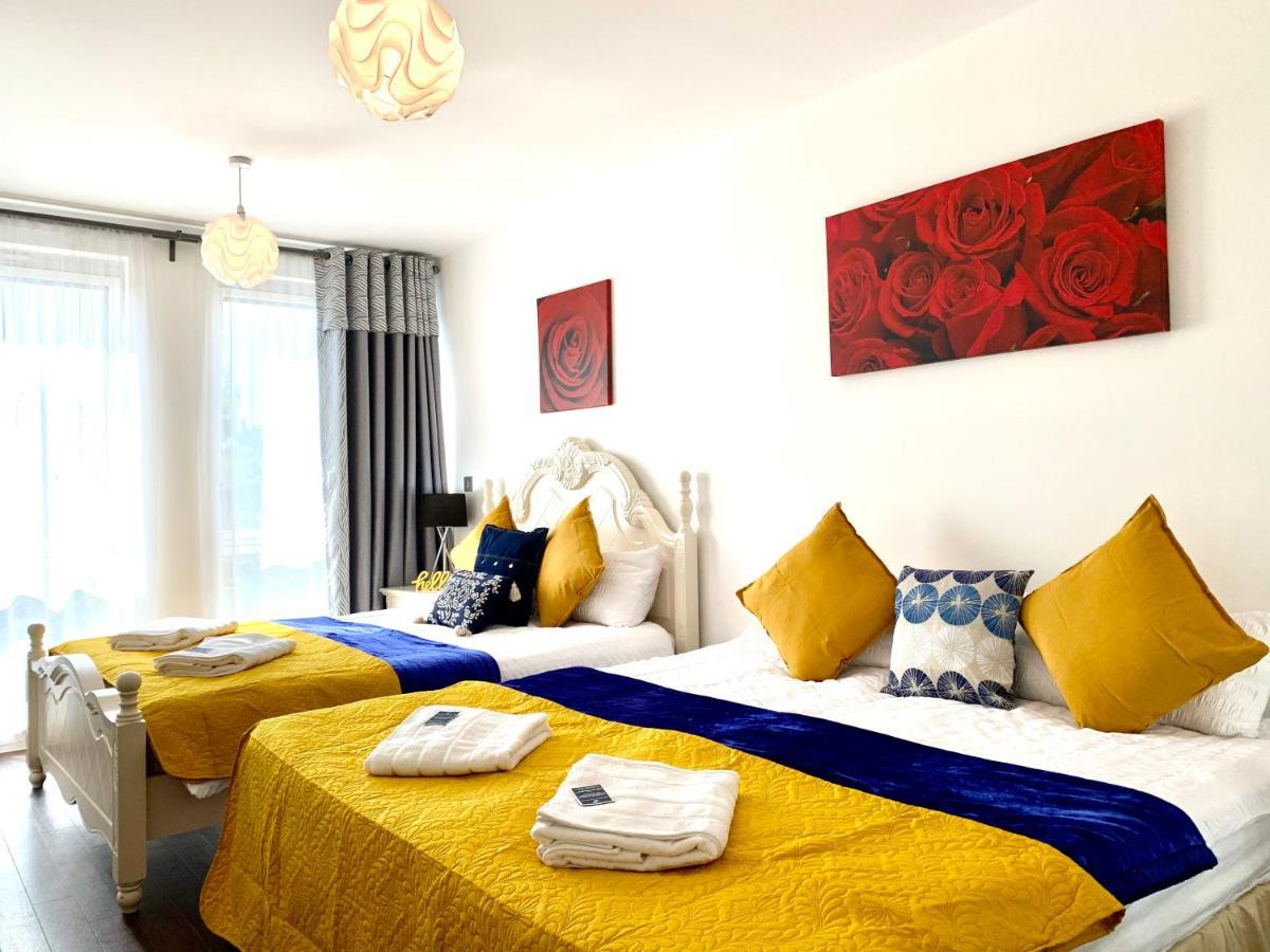 2-Bedrooms Modern Apartment Next To Velodrome, Lounge, Balcony, Parking, Abba Лондон Экстерьер фото