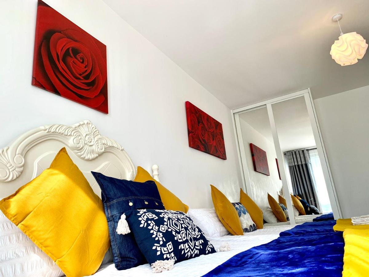 2-Bedrooms Modern Apartment Next To Velodrome, Lounge, Balcony, Parking, Abba Лондон Экстерьер фото